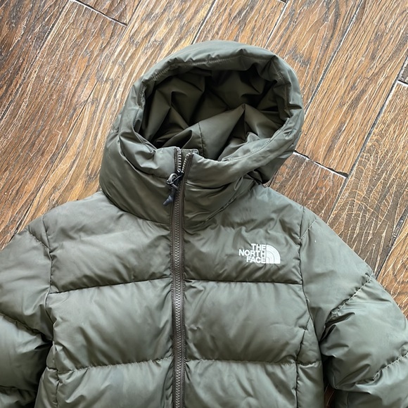 Women’s north face jacket - Picture 2 of 4